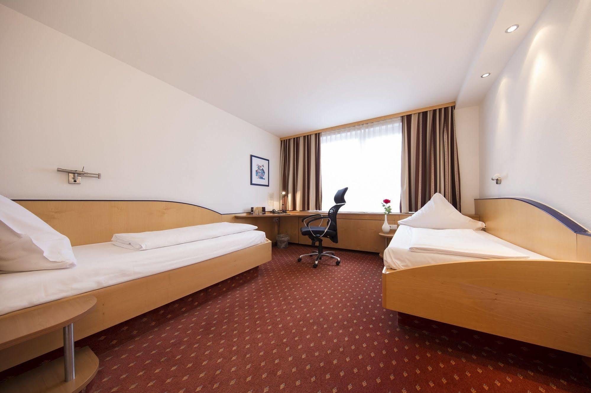 L'Escala Hotel Dreieich Eksteriør billede