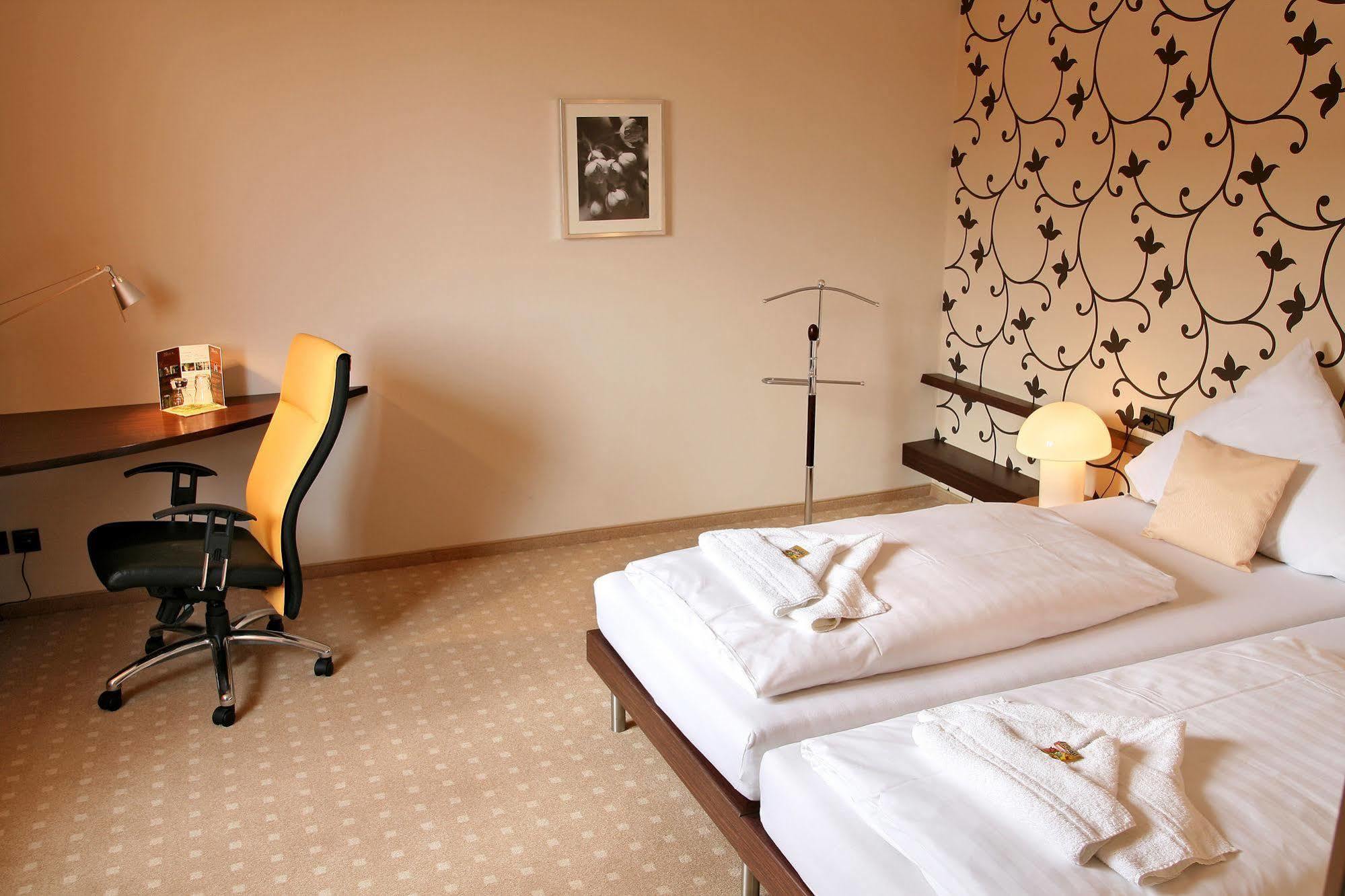 L'Escala Hotel Dreieich Eksteriør billede
